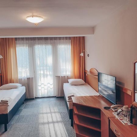 Hotel Melodia à Jurata Extérieur photo